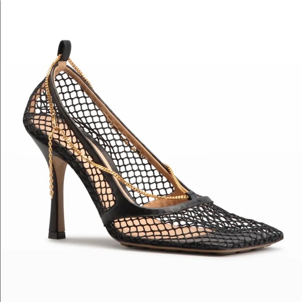 Bottega Veneta Stretch Pumps